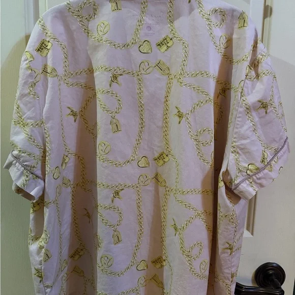 Taylor Swift Speak Now Pink and Gold Pajama Set - Picture 3 of 6